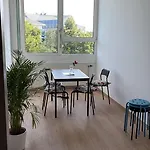Hostel Brightestate München