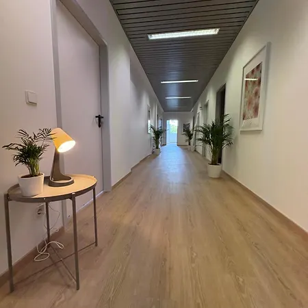 Wohnestate Gmbh Hostal