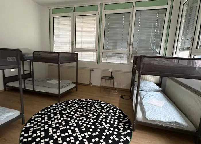 Brightestate Hostal